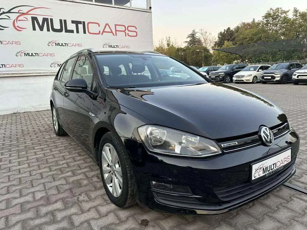 VW GOLF VII - 1.6 TDI - 2015г.