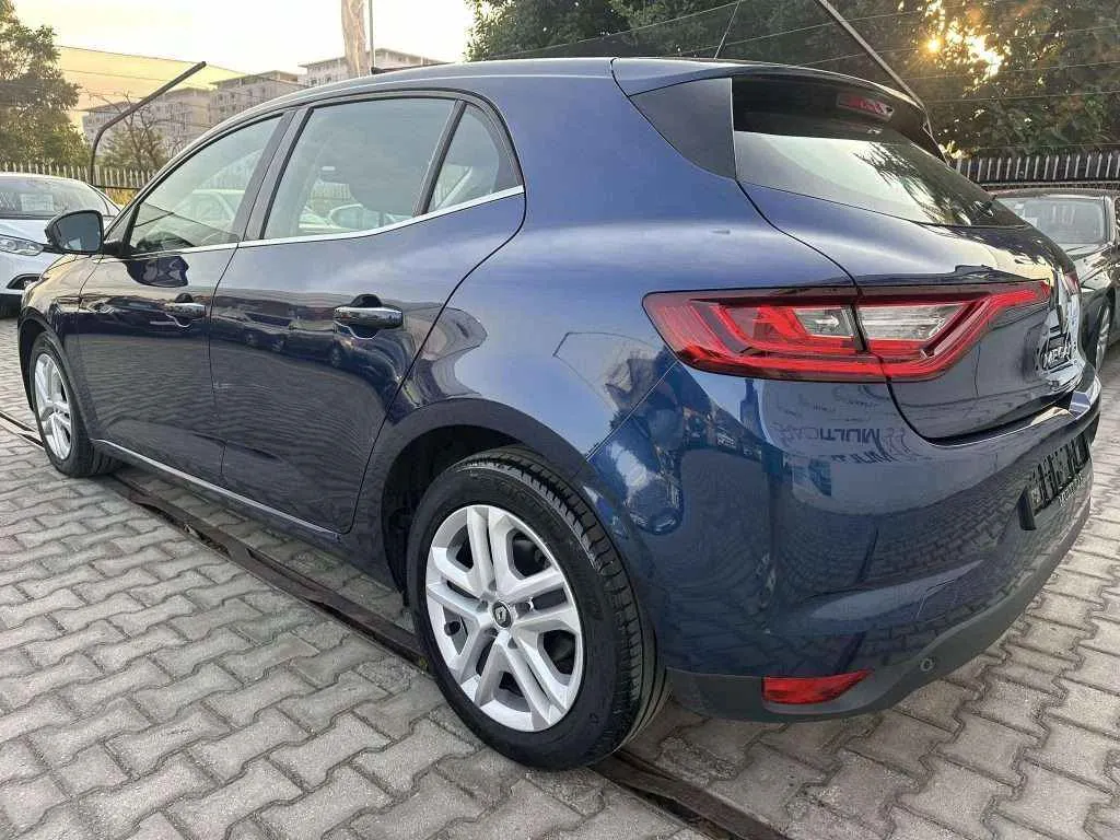 RENAULT MEGANE - 1.5DCI - 2019г.