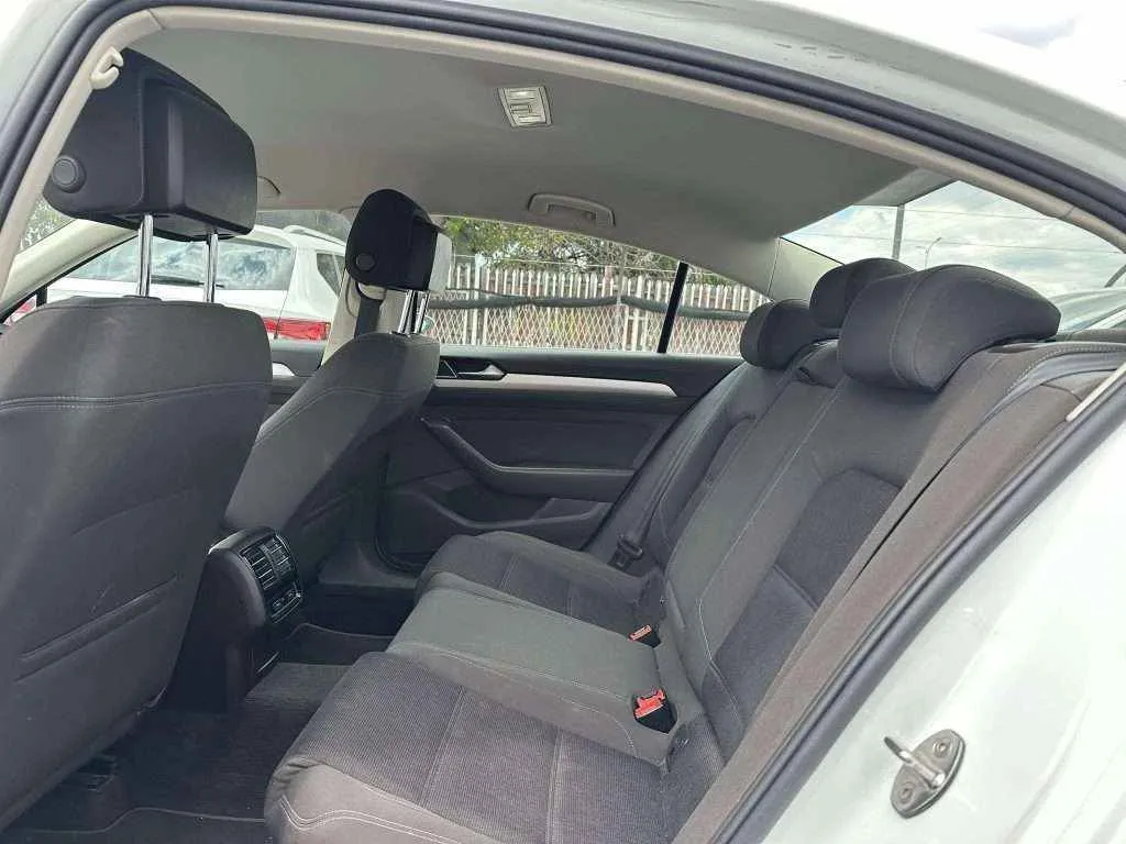VW PASSAT - 1.6 TDI - 2016г.