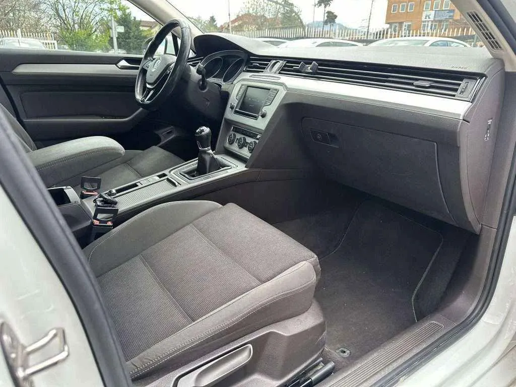 VW PASSAT - 1.6 TDI - 2016г.