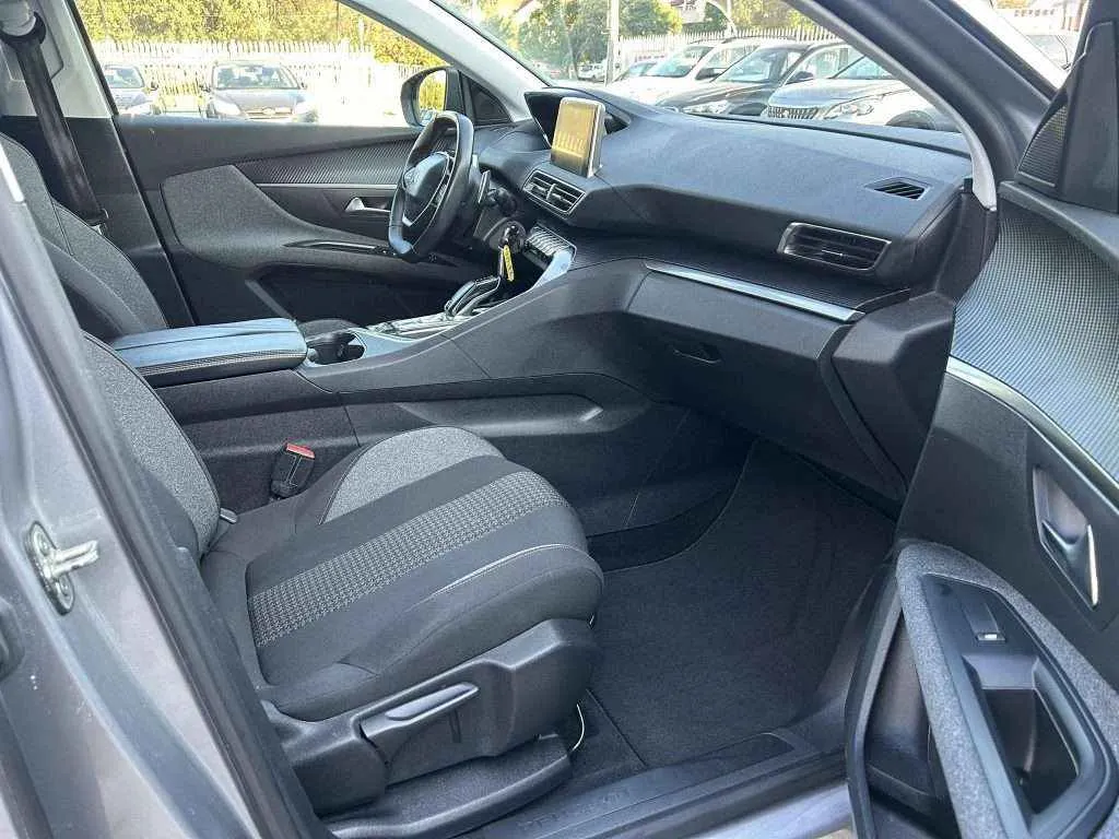 PEUGEOT 5008 Avtomatik - 1.5 HDI - 2020г.