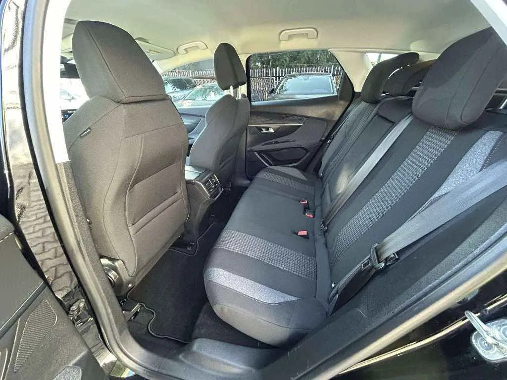 PEUGEOT 3008 - 1.2 PureTech - 2020г.