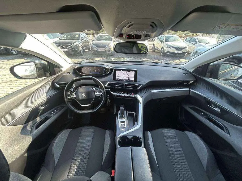 PEUGEOT 3008 - 1.2 PureTech - 2020г.