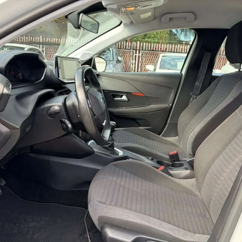 PEUGEOT 208 - 1.5 HDI - 2020г.