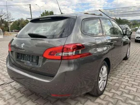 PEUGEOT 308 Facelift - 1.5 Blue-HDI - 2019г.