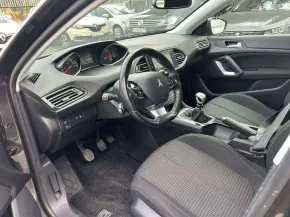 PEUGEOT 308 Facelift - 1.5 Blue-HDI - 2019г.