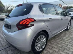 PEUGEOT 208 Allure - 1.2 PureTech - 2019г