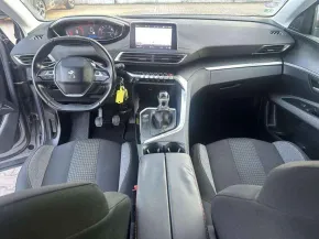 PEUGEOT 3008 Active Business - 1.2 Puretech - 2018г.
