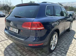 VW TOUAREG R-Line - 3.0 TDI - 2011г.