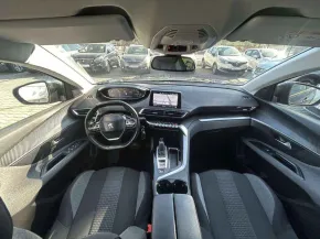 PEUGEOT 3008 - 1.2 PureTech - 2020г.